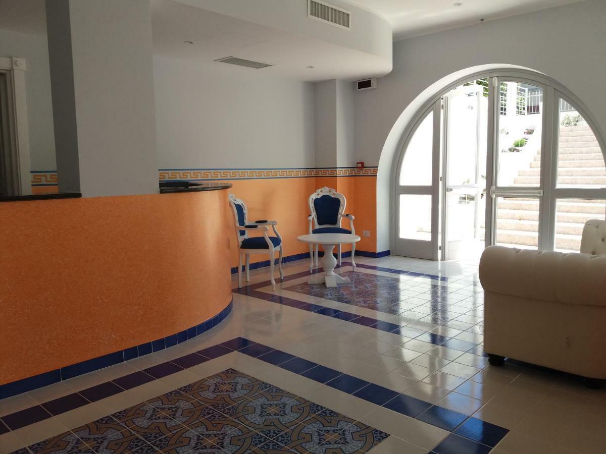 Odysseus Hotel Lipari  Extérieur photo