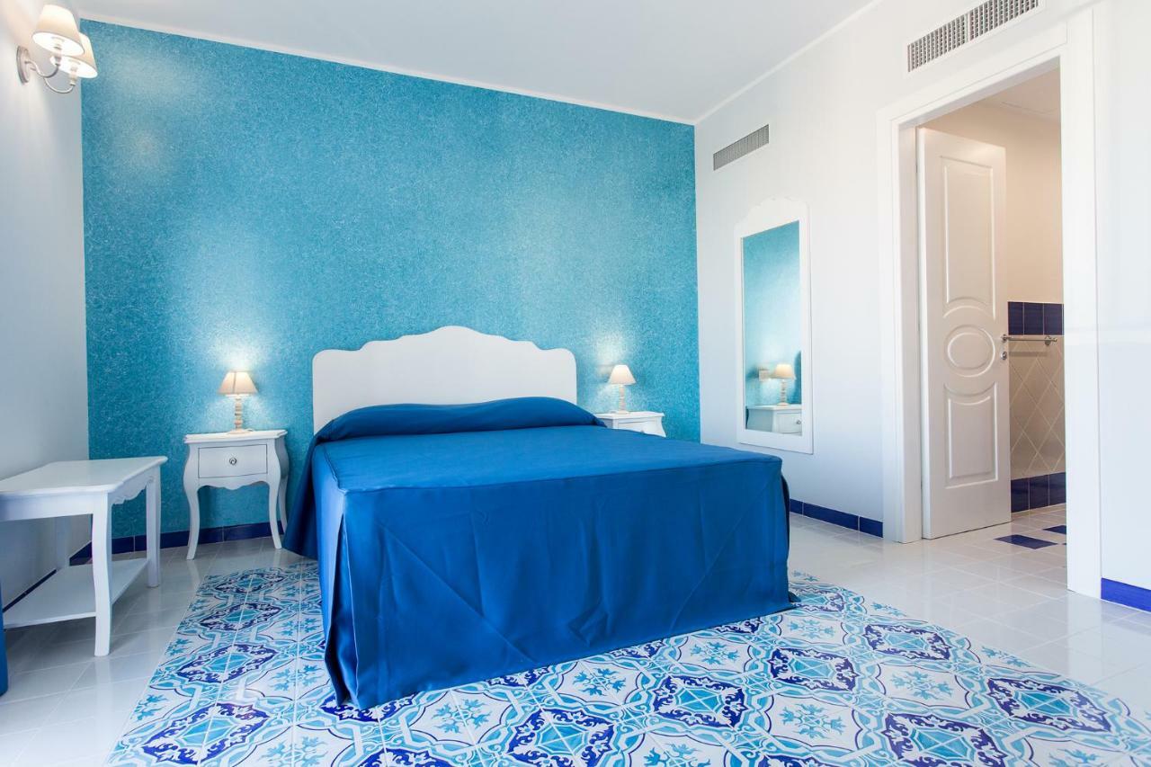 Odysseus Hotel Lipari  Extérieur photo