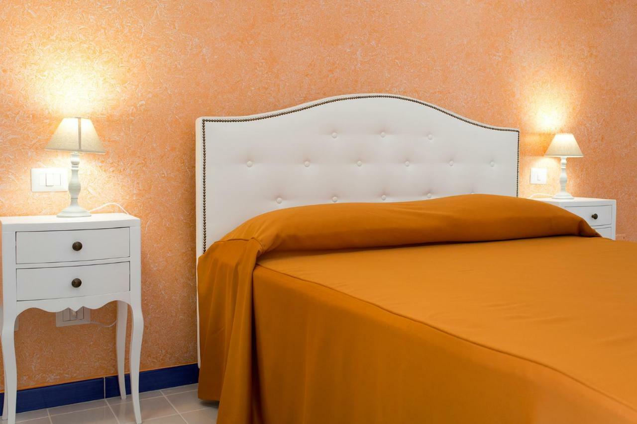 Odysseus Hotel Lipari  Extérieur photo