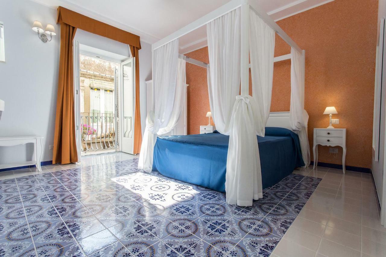 Odysseus Hotel Lipari  Extérieur photo