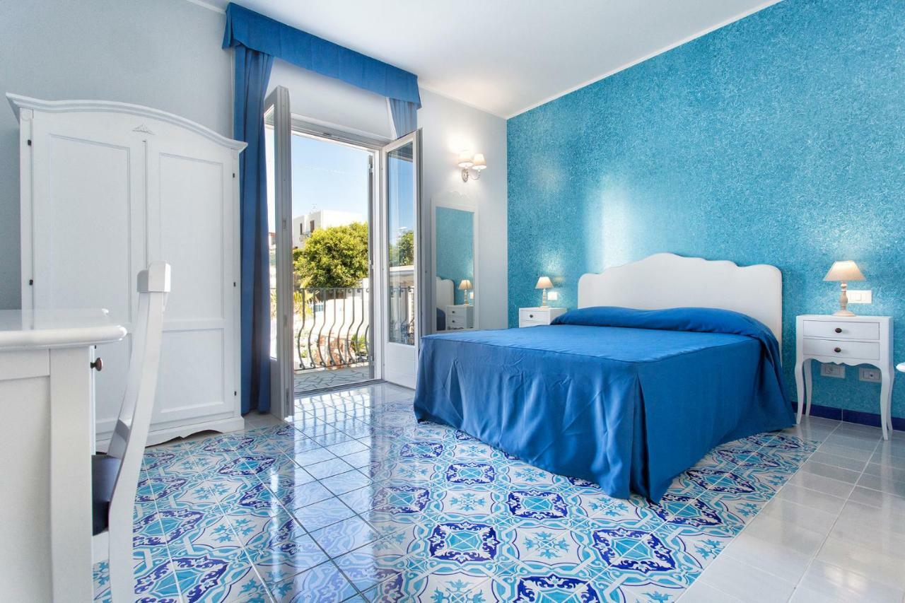 Odysseus Hotel Lipari  Extérieur photo