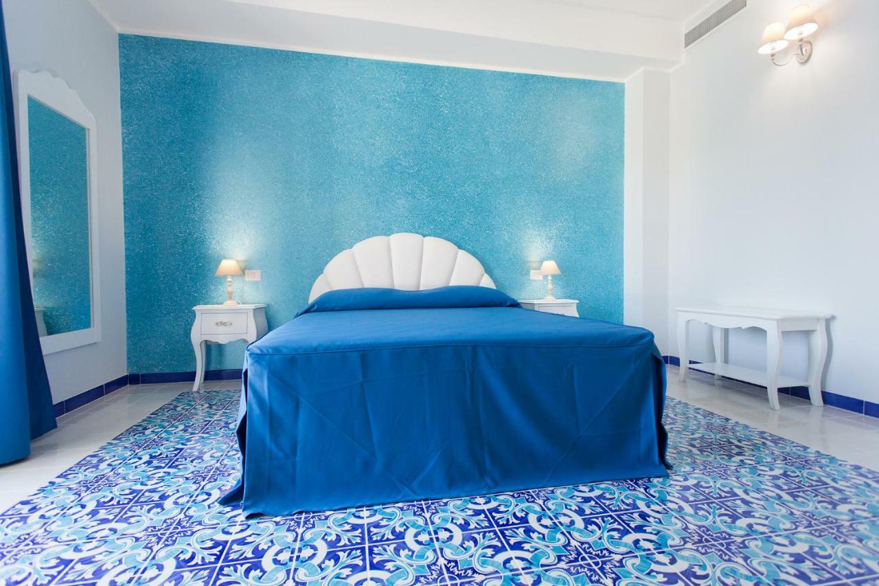 Odysseus Hotel Lipari  Extérieur photo