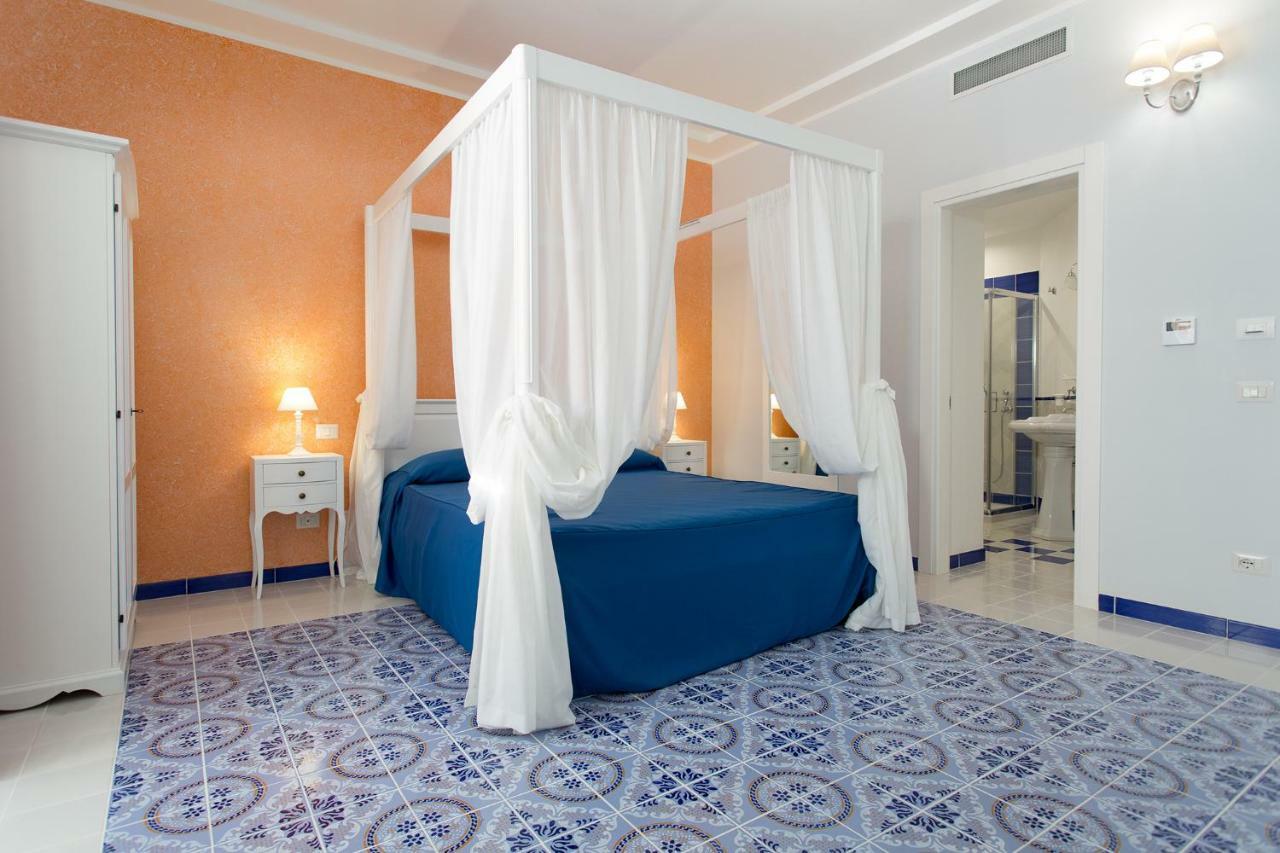 Odysseus Hotel Lipari  Extérieur photo