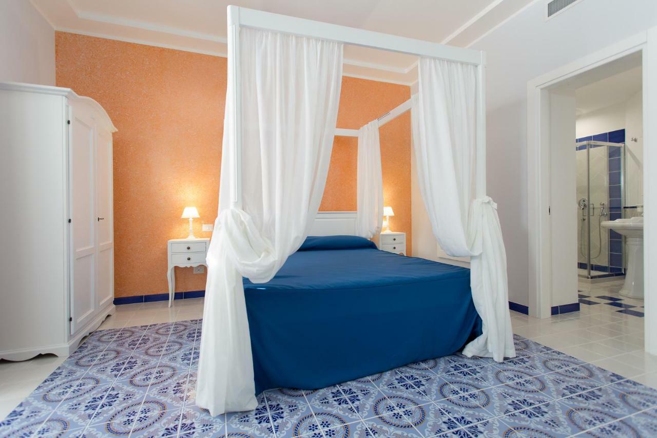 Odysseus Hotel Lipari  Extérieur photo