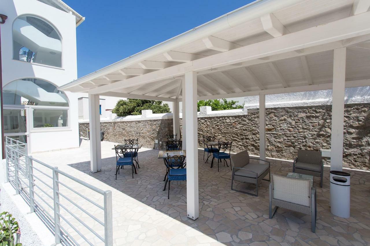 Odysseus Hotel Lipari  Extérieur photo