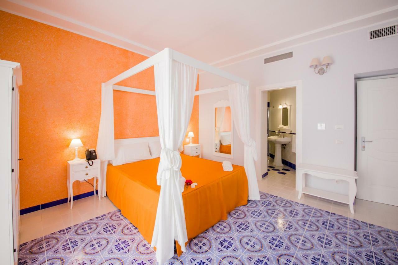 Odysseus Hotel Lipari  Extérieur photo