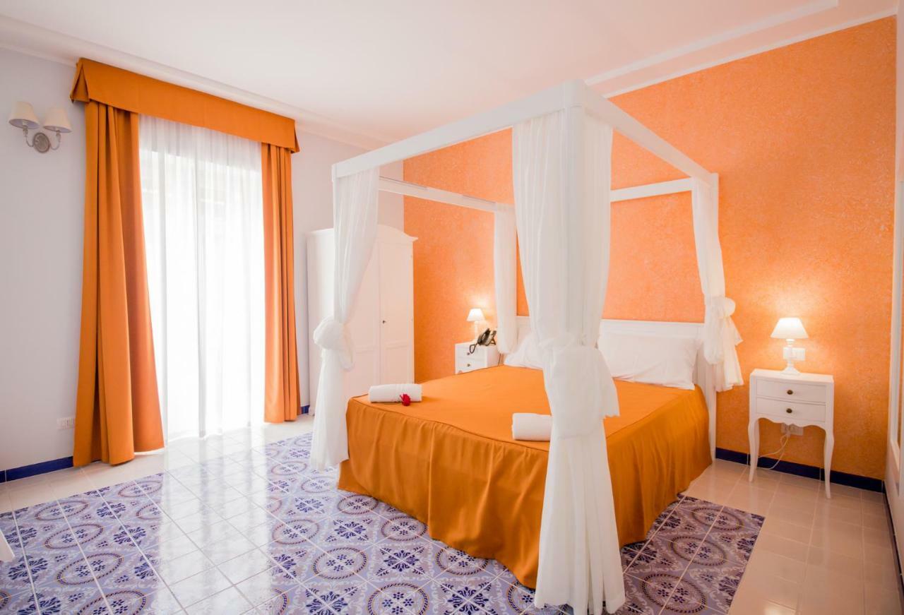 Odysseus Hotel Lipari  Extérieur photo