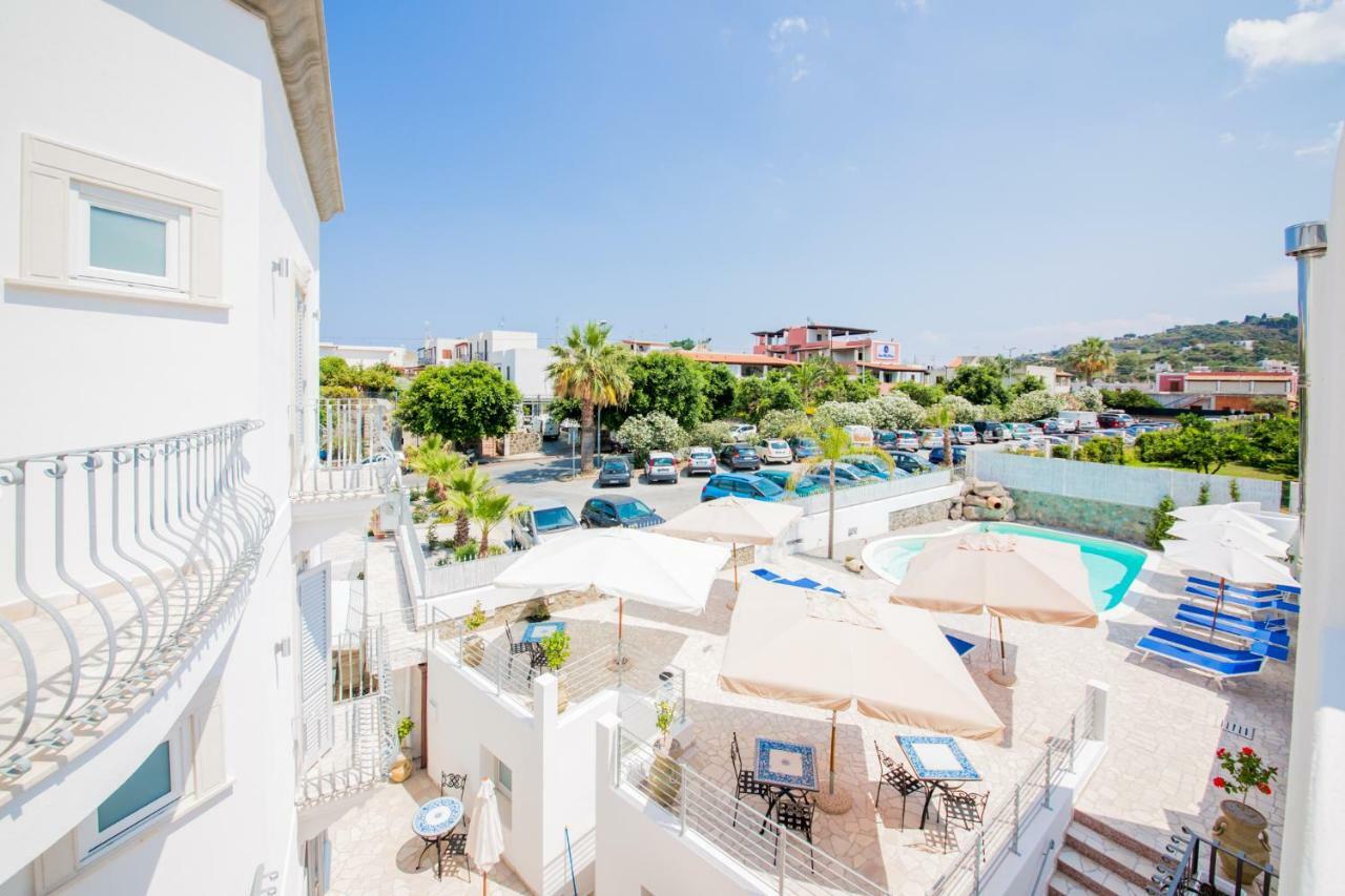 Odysseus Hotel Lipari  Extérieur photo