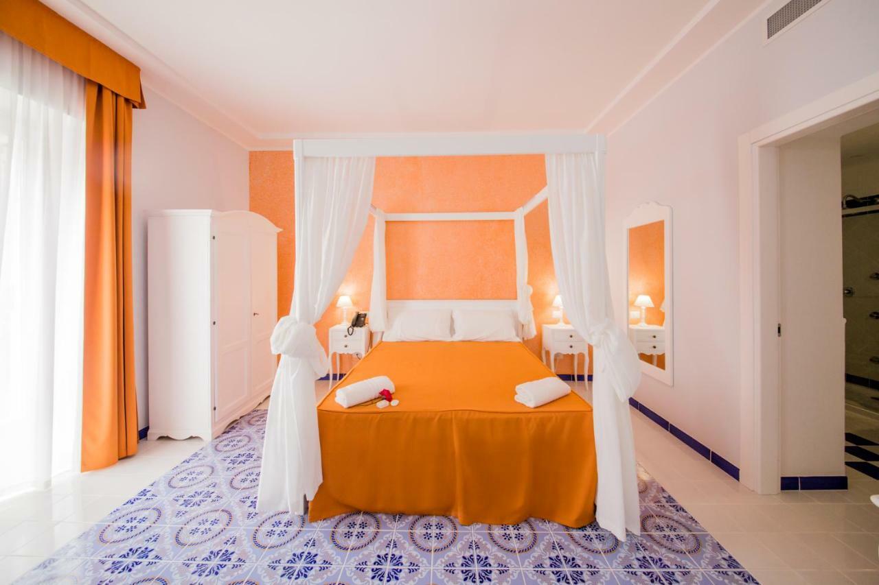 Odysseus Hotel Lipari  Extérieur photo