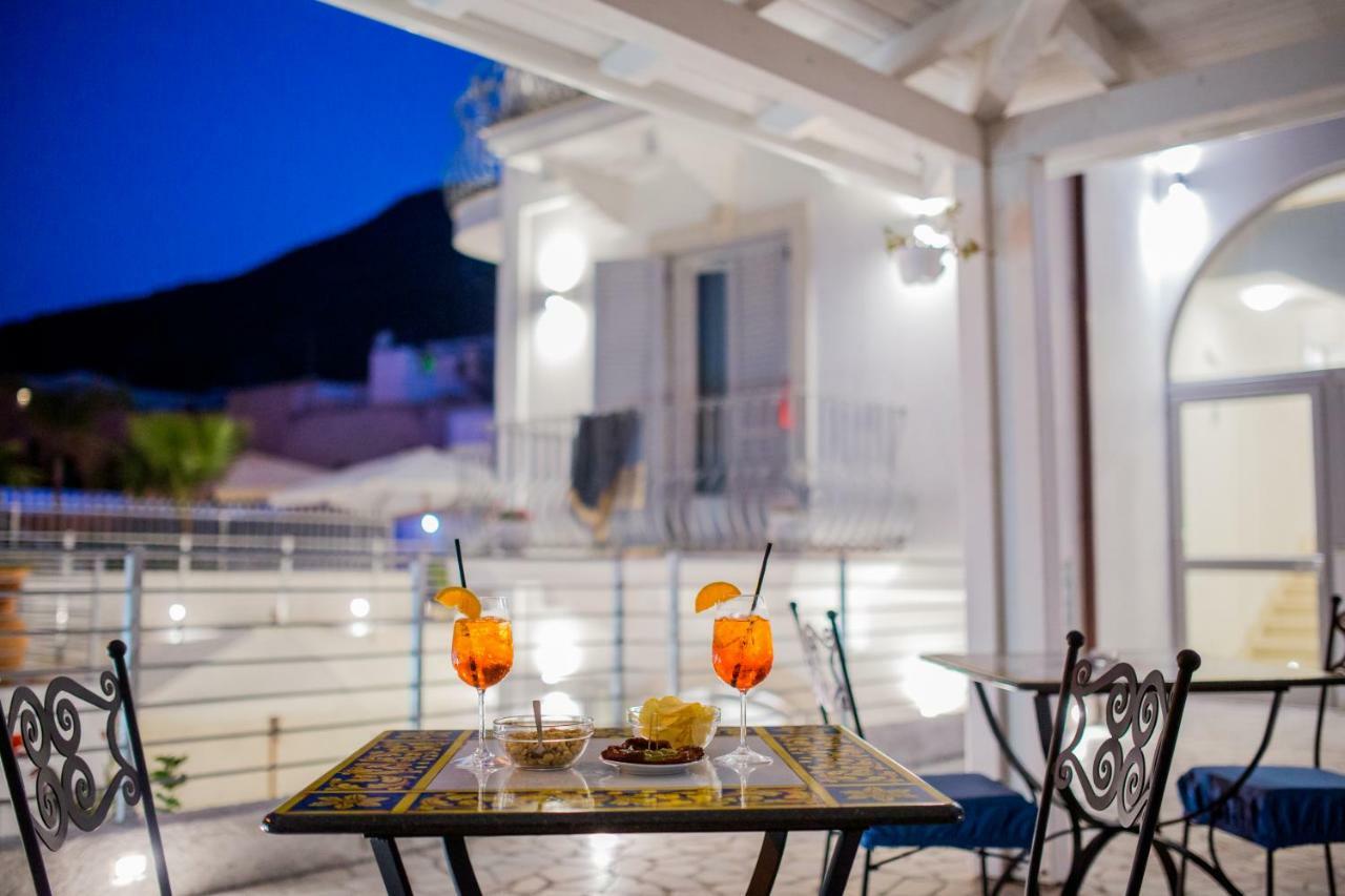 Odysseus Hotel Lipari  Extérieur photo