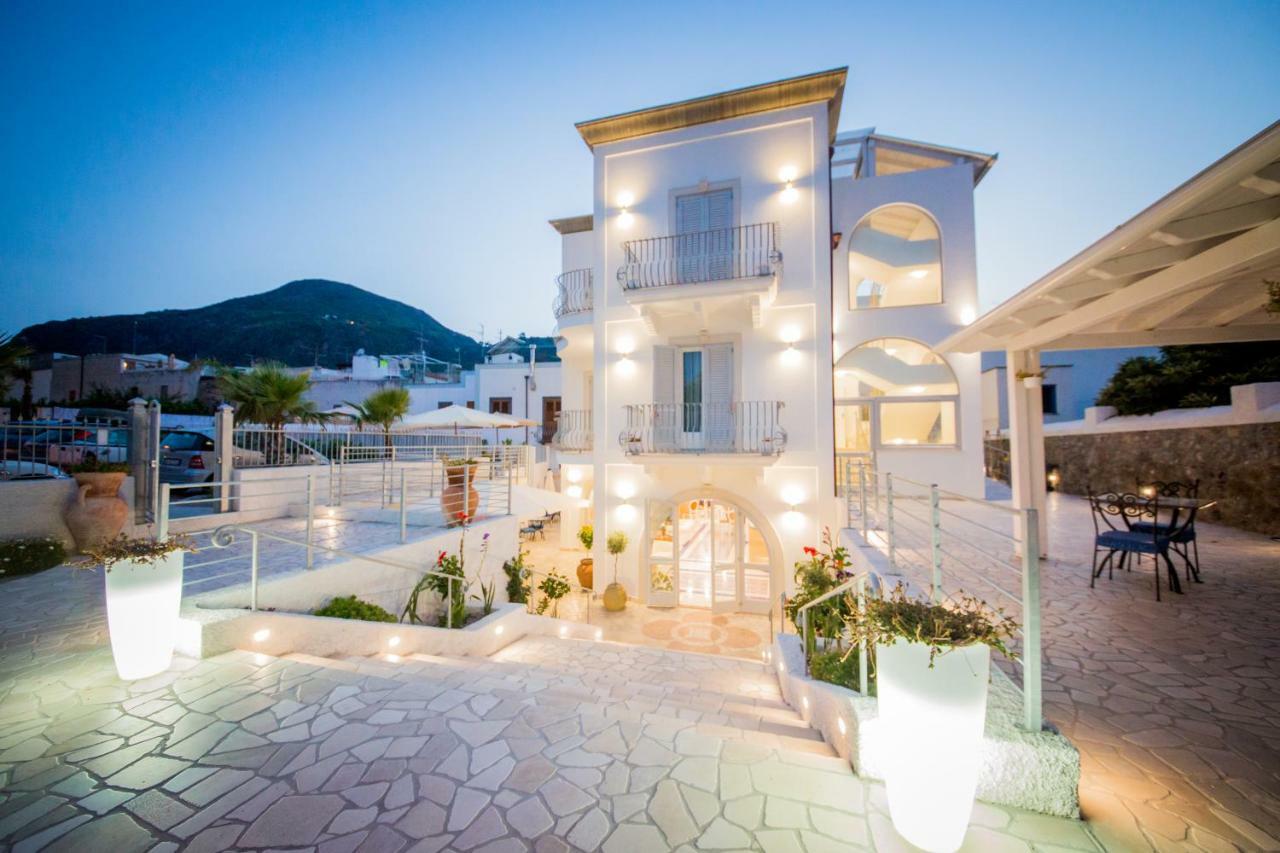 Odysseus Hotel Lipari  Extérieur photo