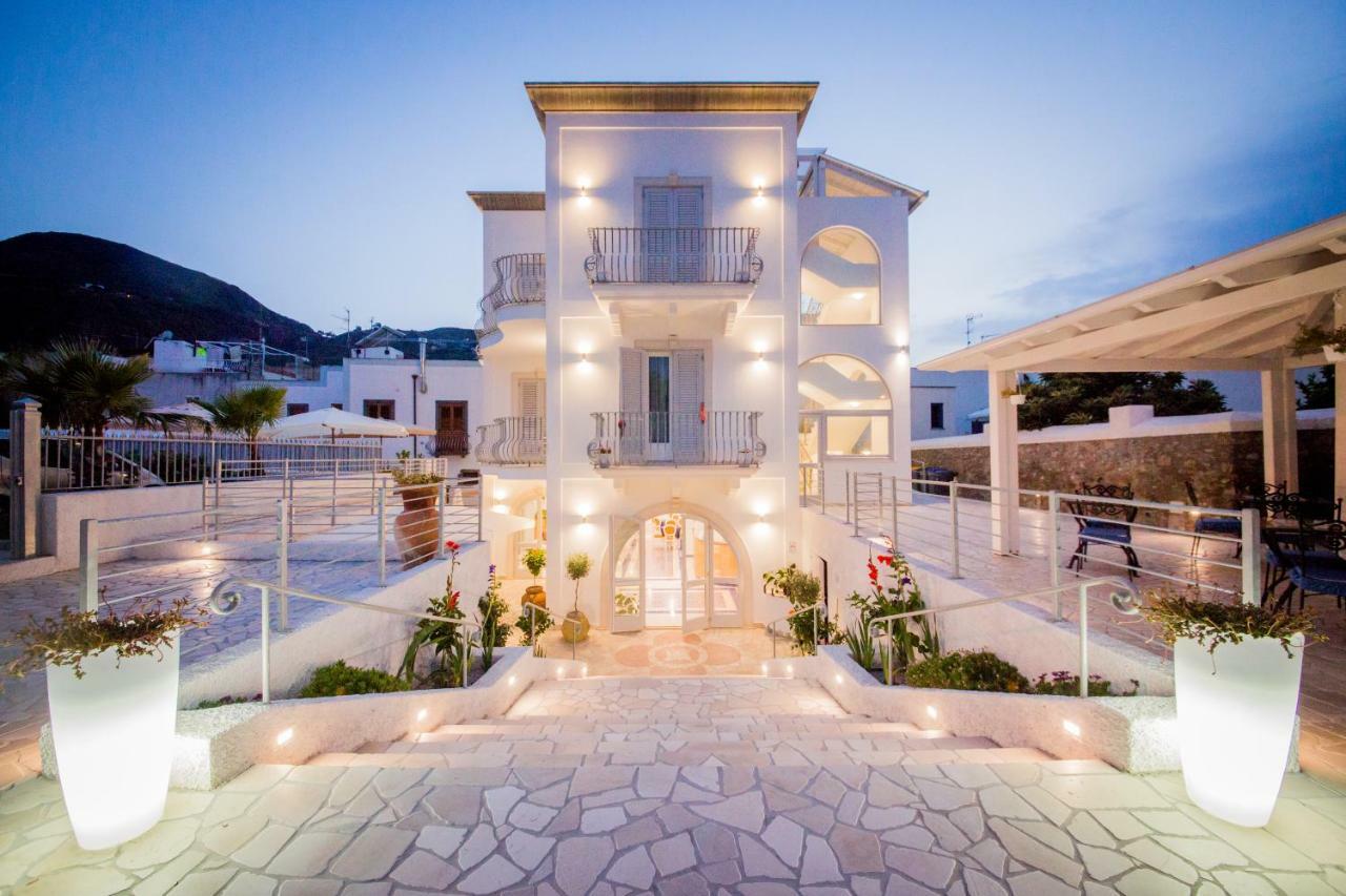 Odysseus Hotel Lipari  Extérieur photo